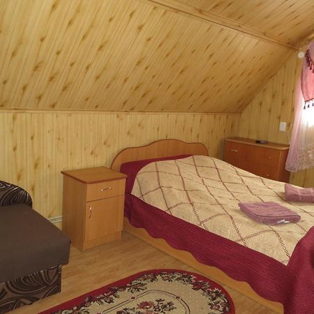 Bilyy Kamin Guest House Tatariv Phòng bức ảnh