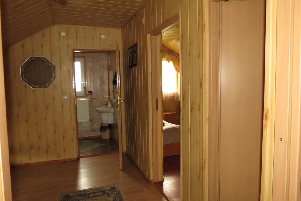 Bilyy Kamin Guest House Tatariv Ngoại thất bức ảnh