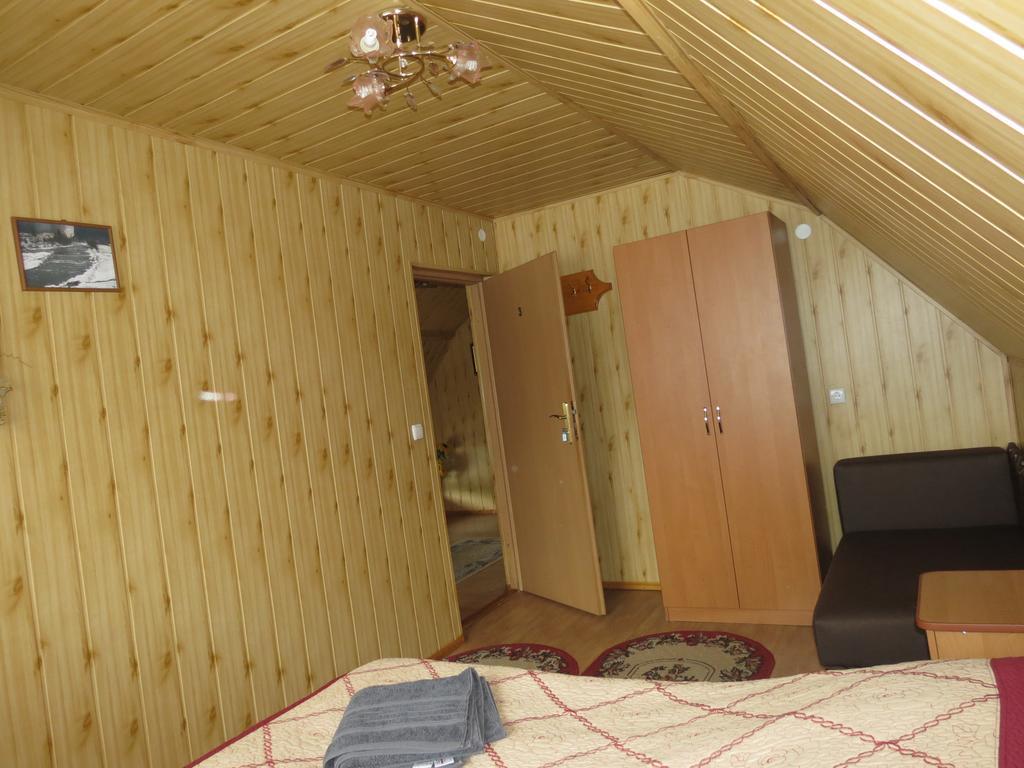 Bilyy Kamin Guest House Tatariv Ngoại thất bức ảnh