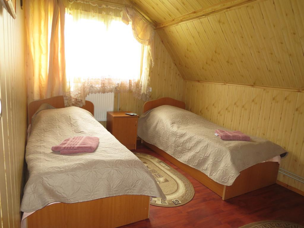Bilyy Kamin Guest House Tatariv Ngoại thất bức ảnh