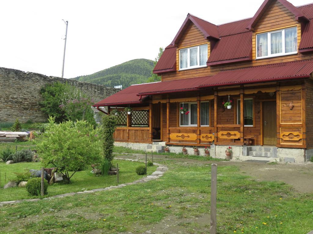 Bilyy Kamin Guest House Tatariv Ngoại thất bức ảnh